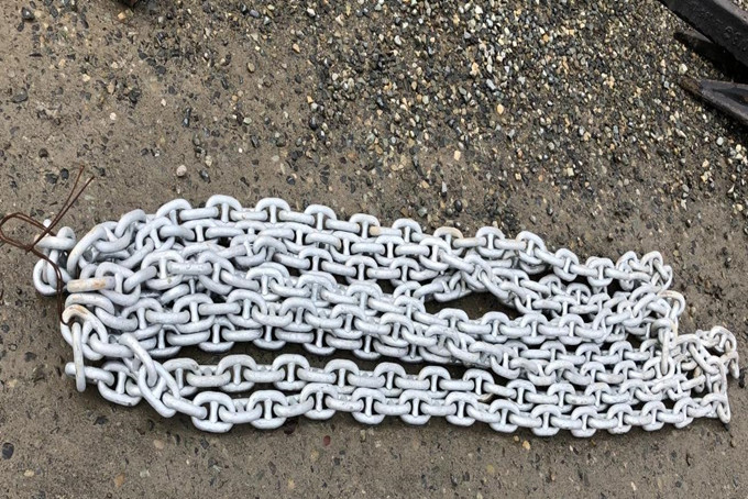 Stud Link Anchor Chain, Black and Galvanized