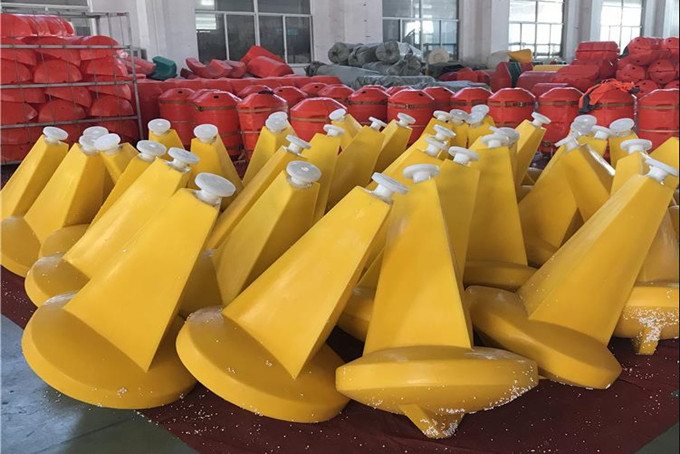 700mm diameter conic marker buoy