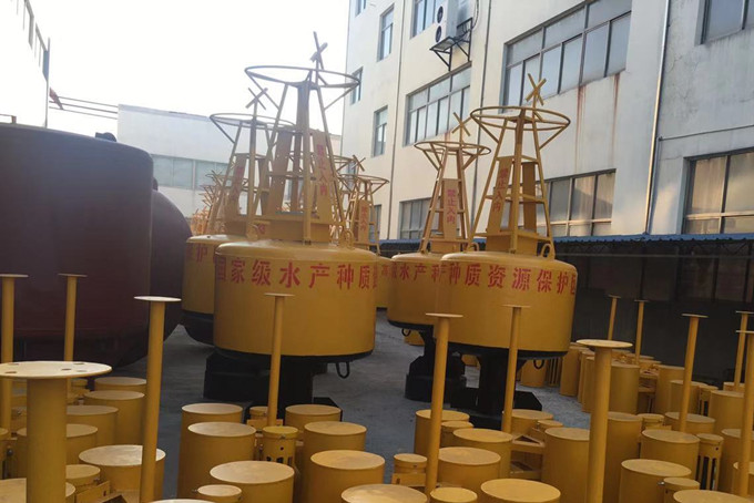 Marine Maker buoys