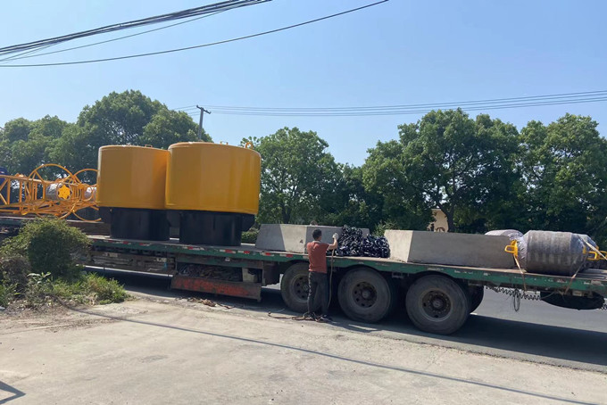 HuaiAn Project--2 sets of 1200mm channel buoys and 3 sets of 600mm channel buoys.