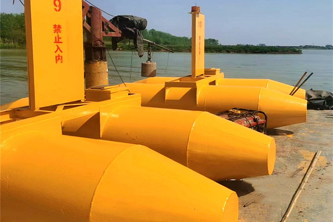 Steel catamaran buoy