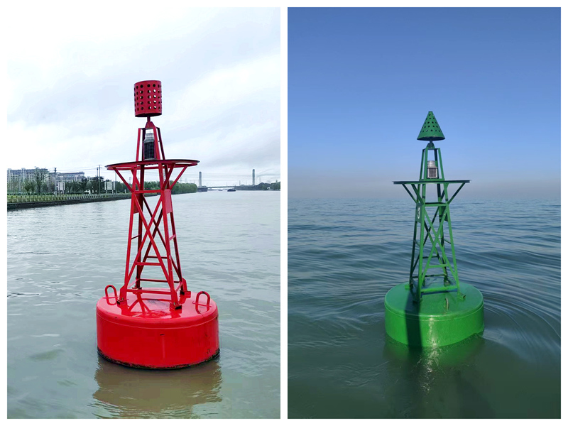 pillar buoys.jpg