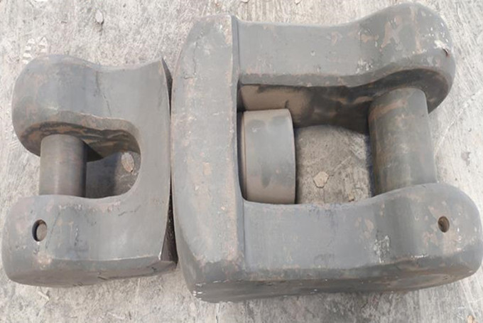 B Type Anchor Swivel Shackles