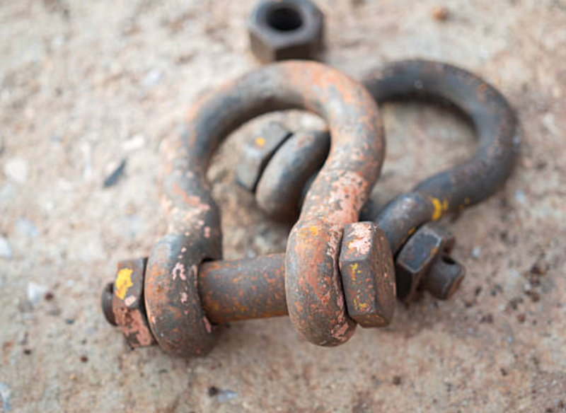 used anchor shackles.jpg