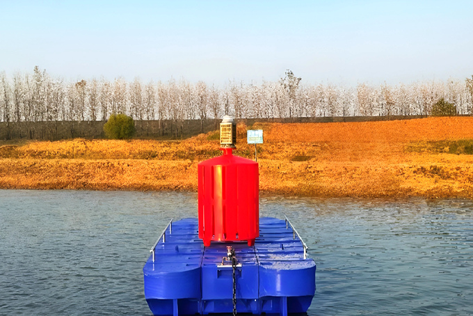 High-Performance Steel Catamaran Buoy– Stable & Durable Marine Solutions