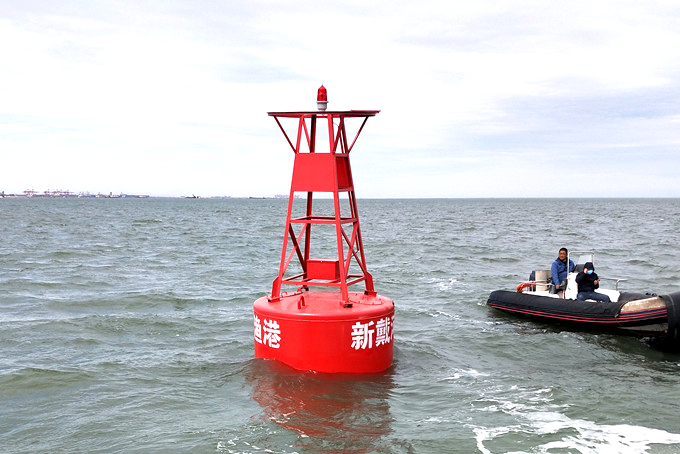 Lateral Buoys for Safe and Reliable Marine Navigation